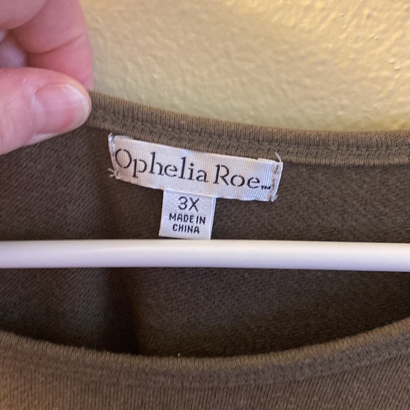 Plus size army green soft tunic - Picture 4 of 5